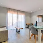 Dom Luis Flats *