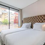 Dom Luis Flats Appartamento