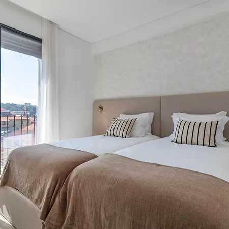 Dom Luis Flats Apartman *