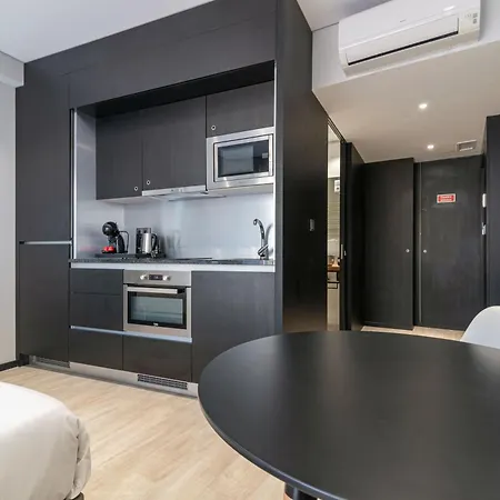 Dom Luis Flats Apartman