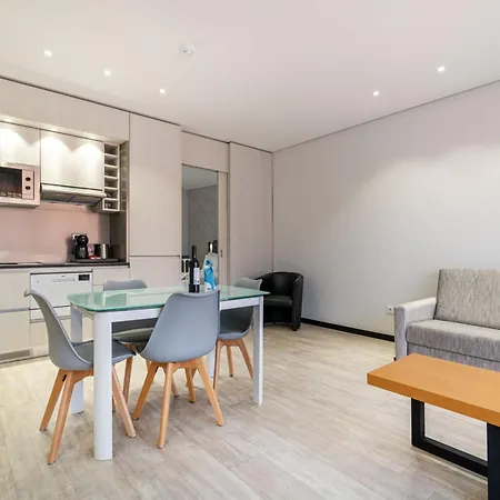 Apartamento Dom Luis Flats