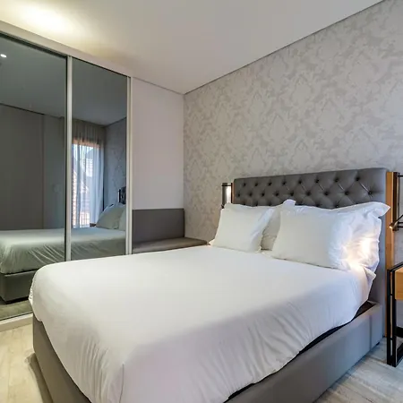 Apartman Dom Luis Flats *