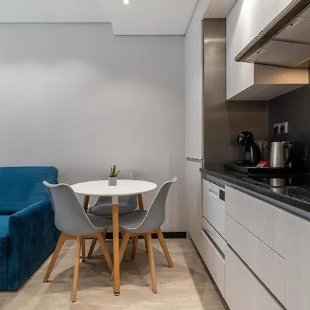 Dom Luis Flats Apartman