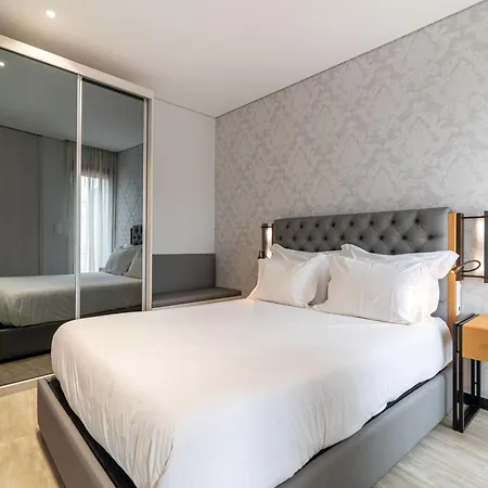 Dom Luis Flats Apartamento *