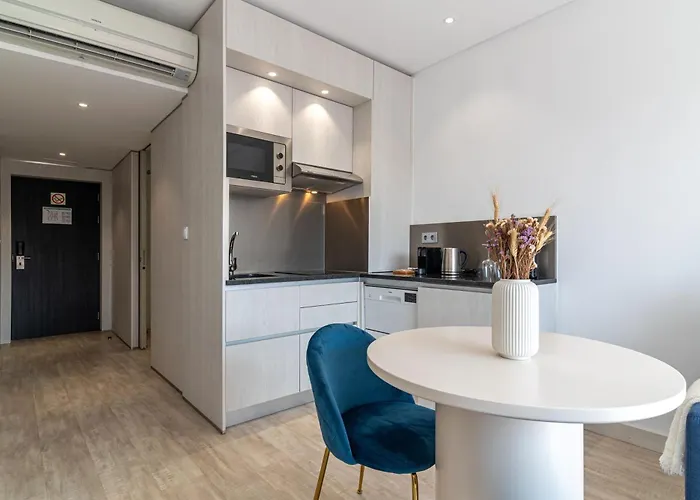 דירה Dom Luis Flats