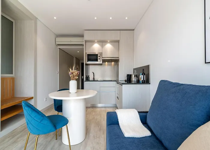 דירה Dom Luis Flats *