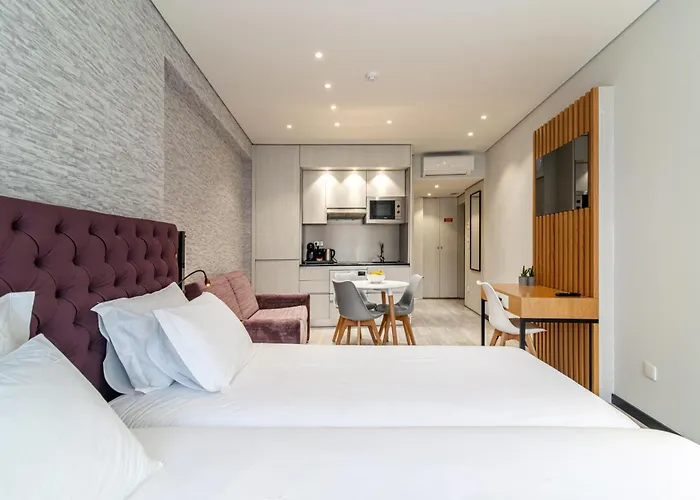 Dom Luis Flats * 加亚新城