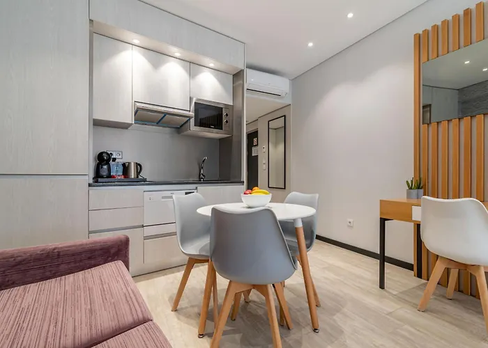 Dom Luis Flats * 加亚新城