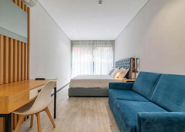 Dom Luis Flats * 加亚新城