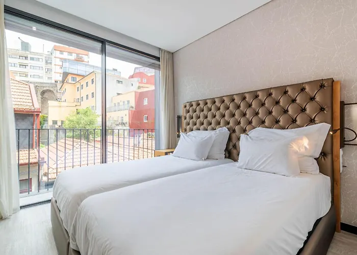 Dom Luis Flats דירה