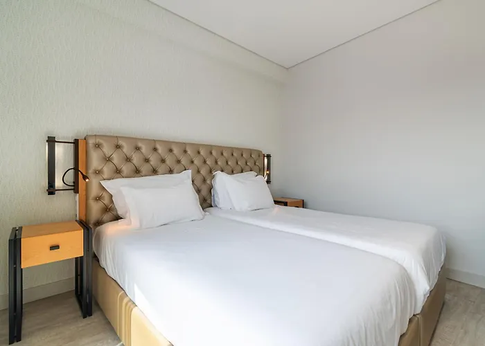 Dom Luis Flats * 加亚新城