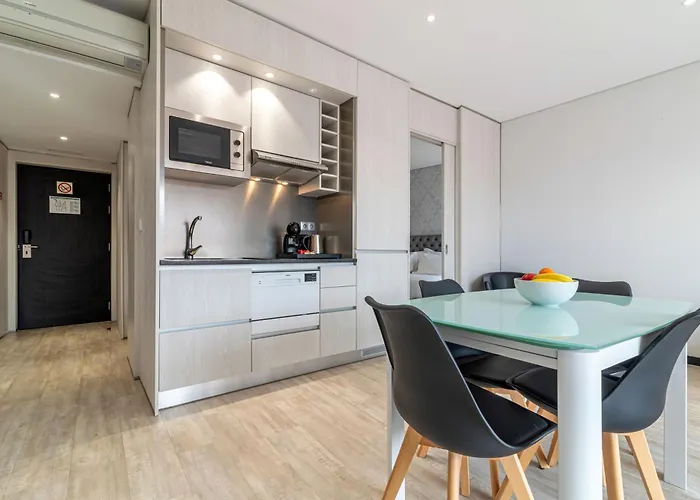 Dom Luis Flats 公寓 加亚新城